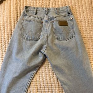 Cowboy Cut Wranglers Women’s